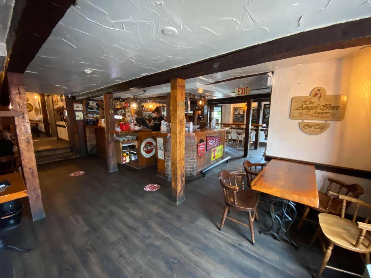 The Olde Angel Inn Niagara-on-the-Lake Eksteriør bilde